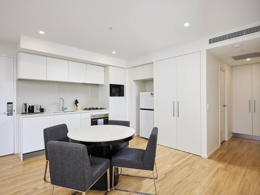 Private In Ruby-2 Bedroom 2 Bath Apartment *